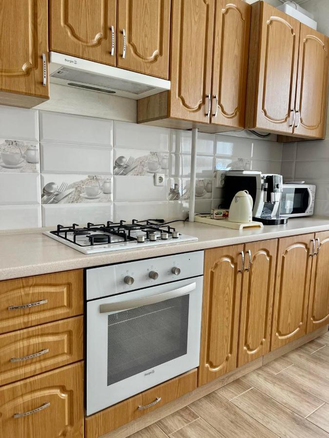 Atlant Luxury Family Apart Поряд З Тц Депот, Безконтактне Заселення Tsjernivtsi Eksteriør bilde