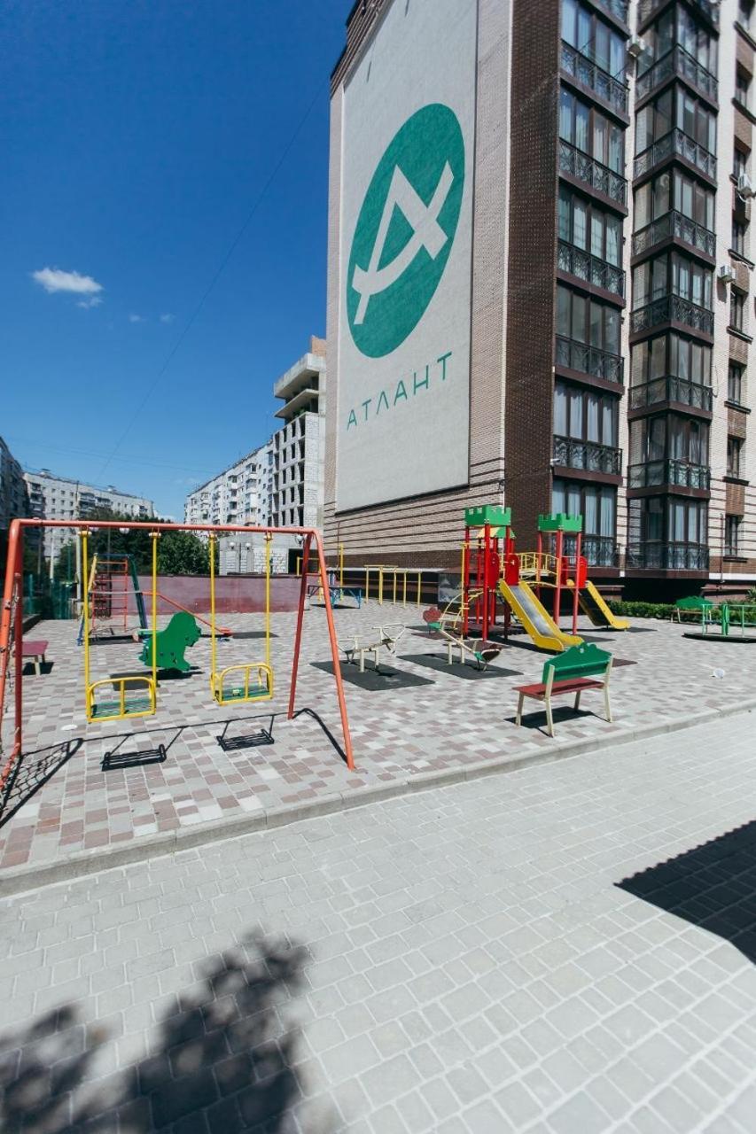 Atlant Luxury Family Apart Поряд З Тц Депот, Безконтактне Заселення Tsjernivtsi Eksteriør bilde